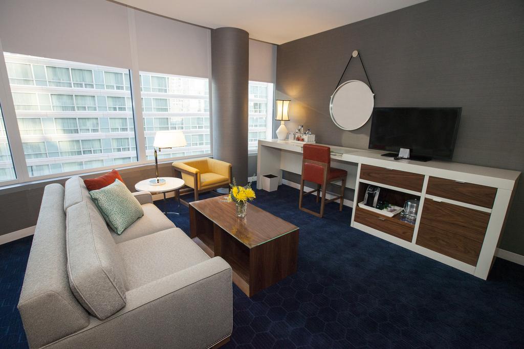 Kinzie Hotel