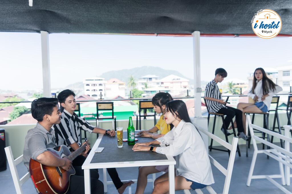 iHostel