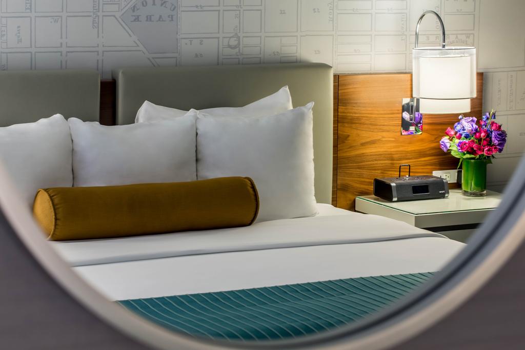 Kinzie Hotel