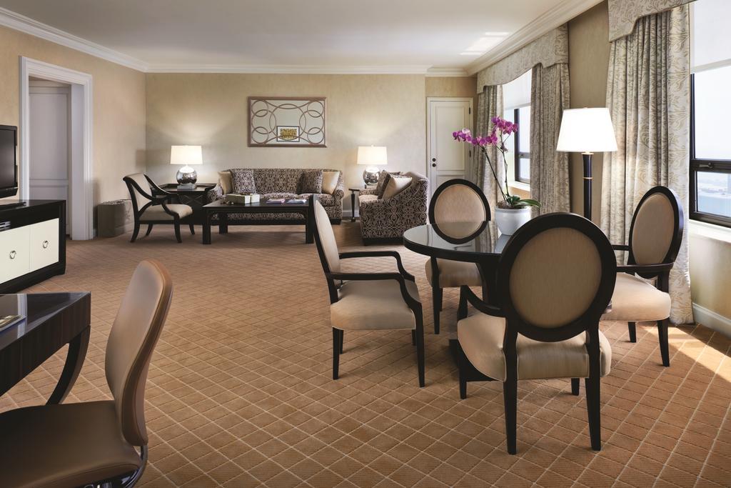 The Ritz-Carlton, Chicago