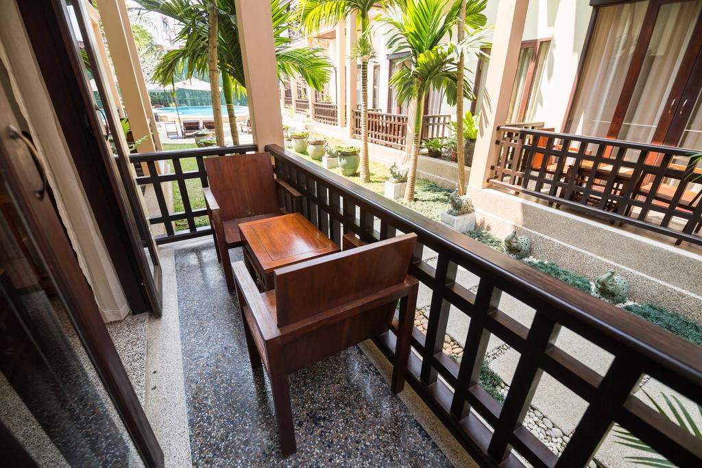 Ang Thong Hotel
