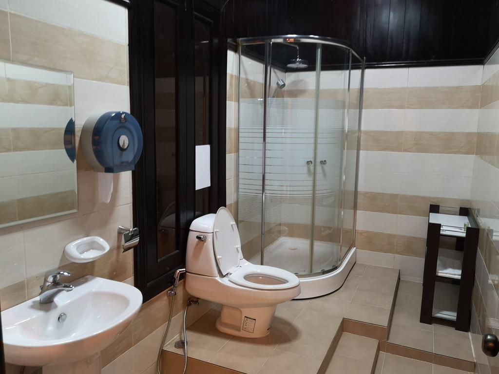 Queens Inn, Savannakhet