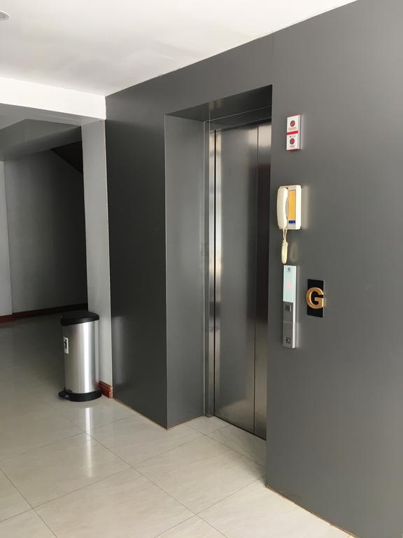 Nakhone Champa Hotel