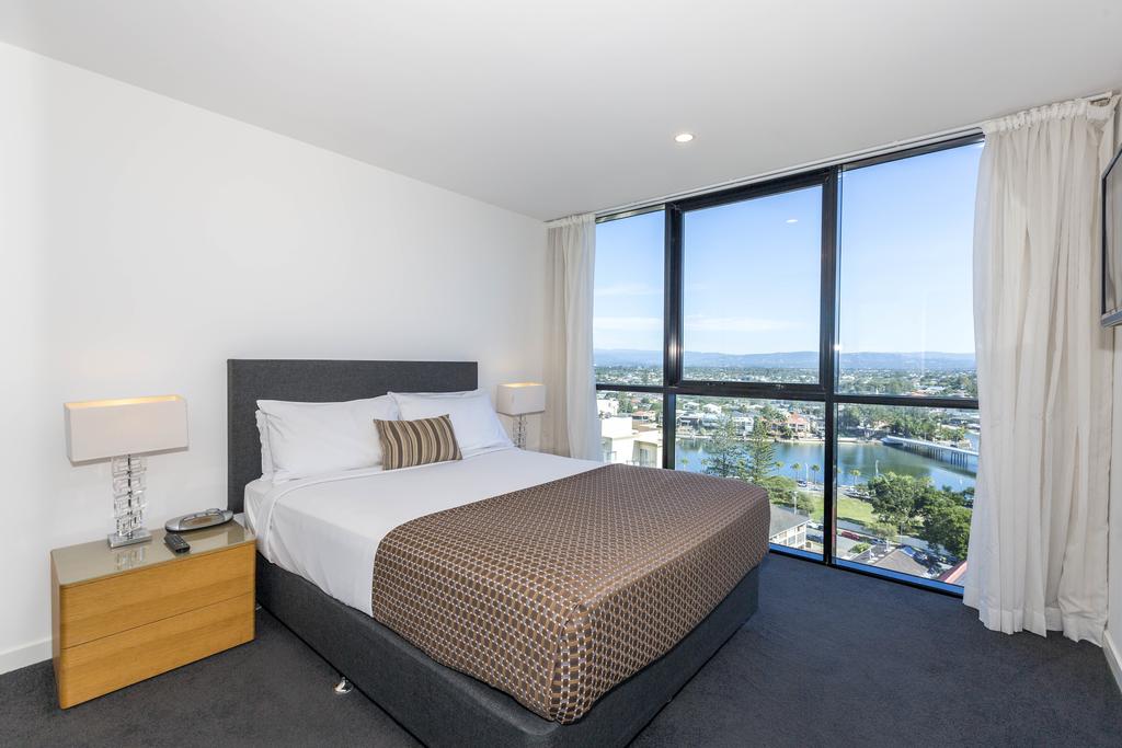 Artique Surfers Paradise - Official
