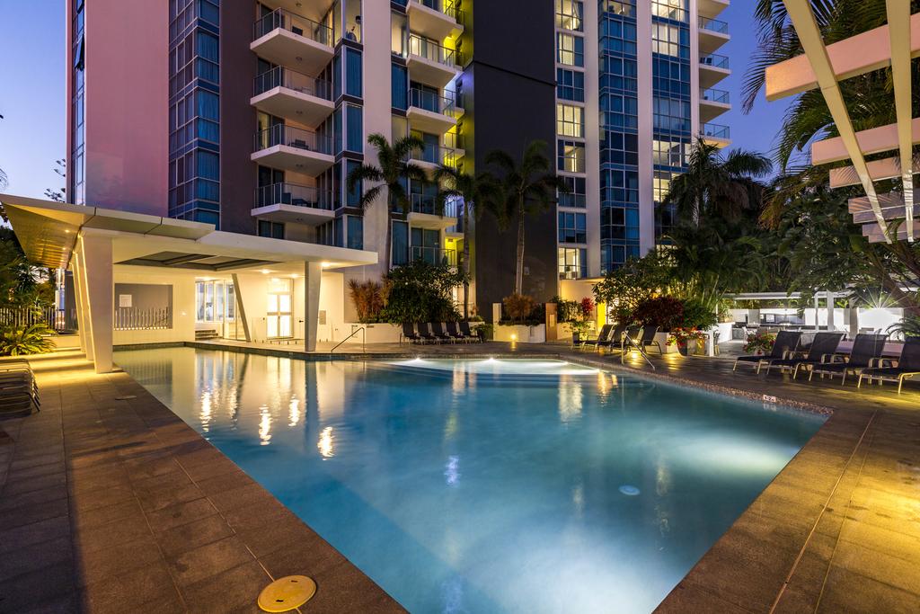 Artique Surfers Paradise - Official