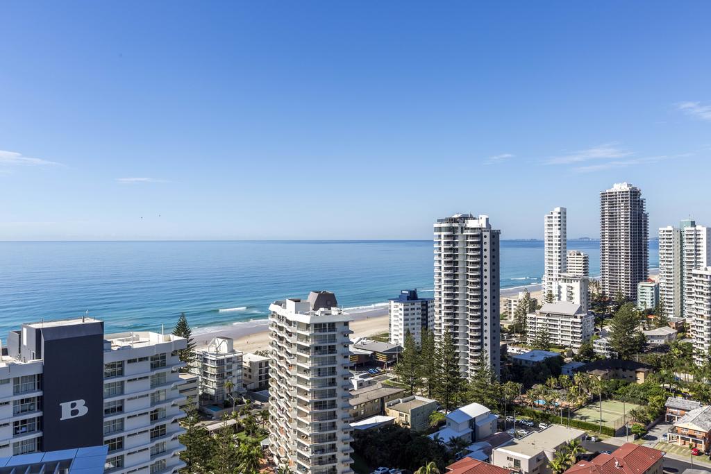 Artique Surfers Paradise - Official
