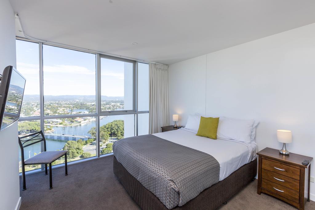 Artique Surfers Paradise - Official