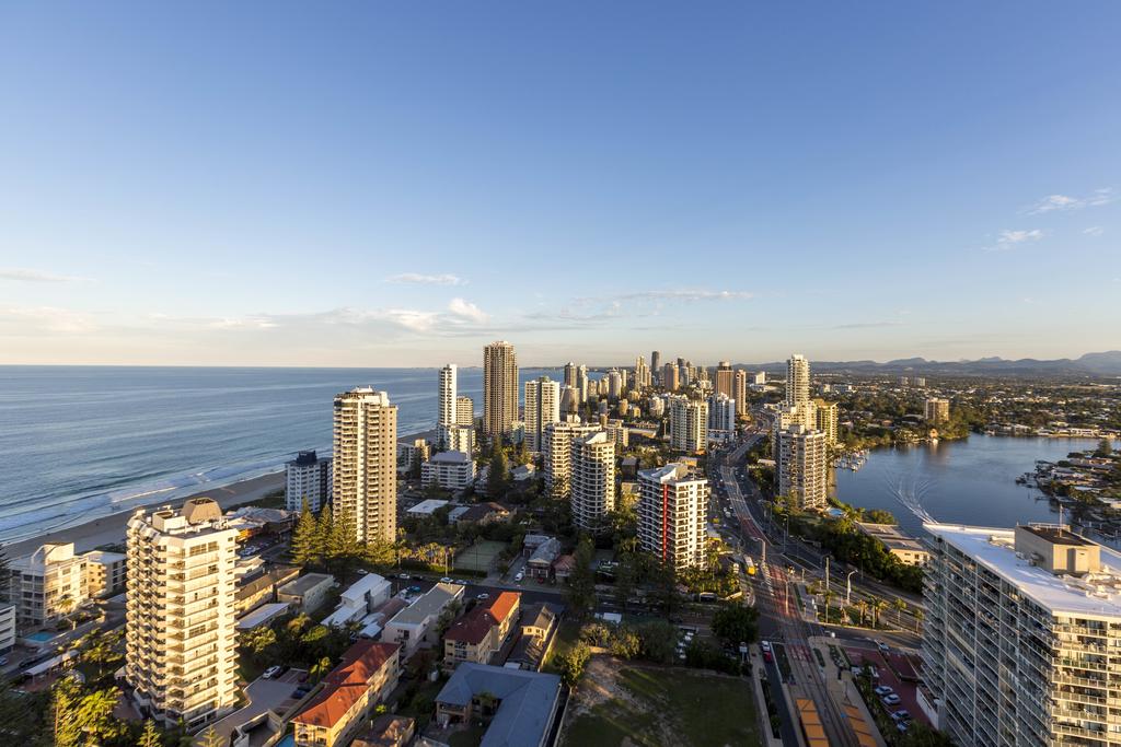 Artique Surfers Paradise - Official