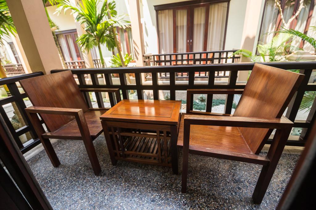 Ang Thong Hotel