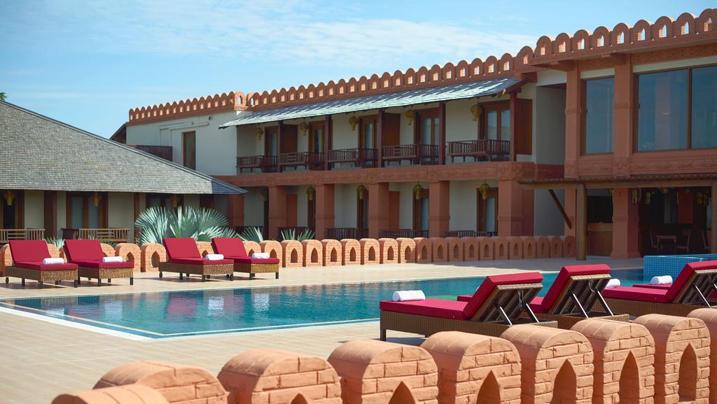 Royal Palace Hotel