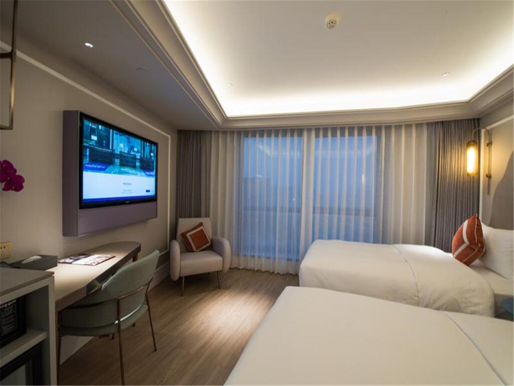 Mercure Hangzhou West Lake