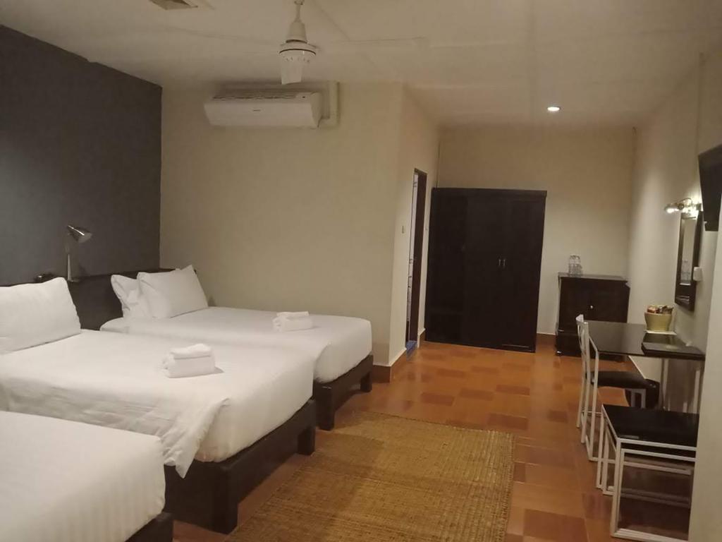 Pakse Hotel & Restaurant