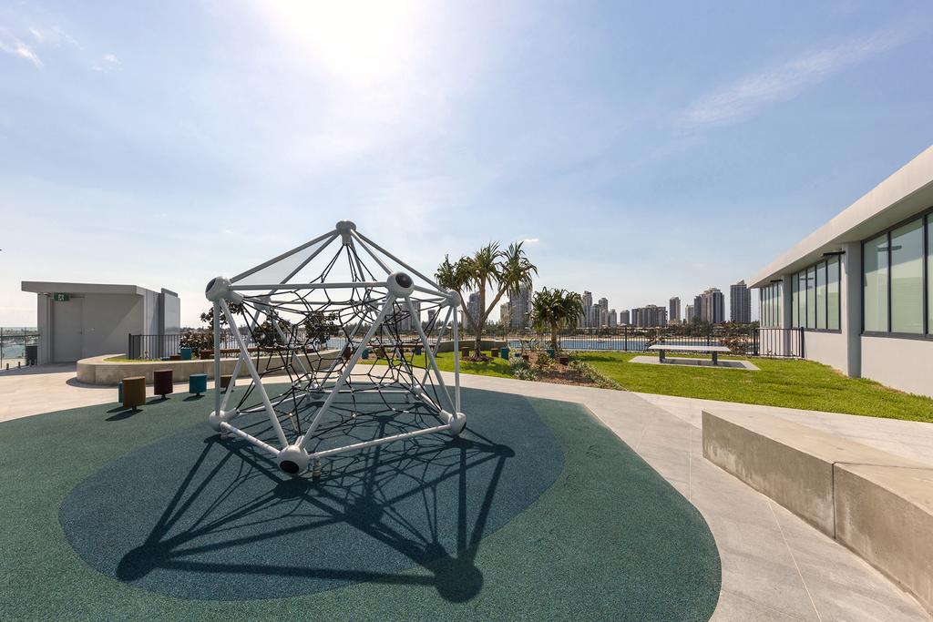 Meriton Suites Southport