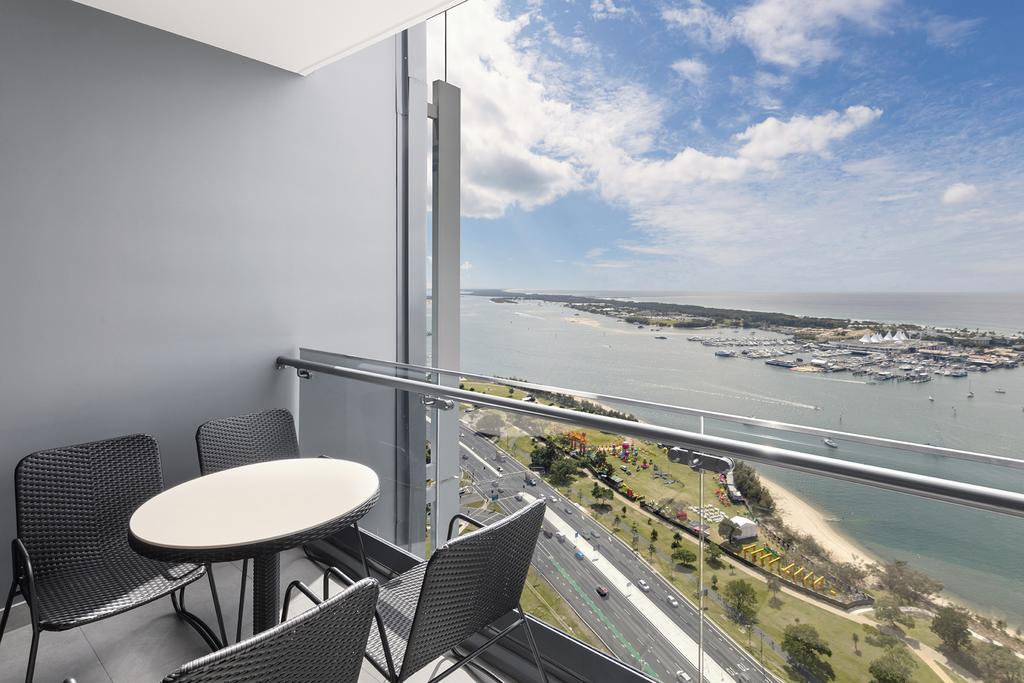 Meriton Suites Southport