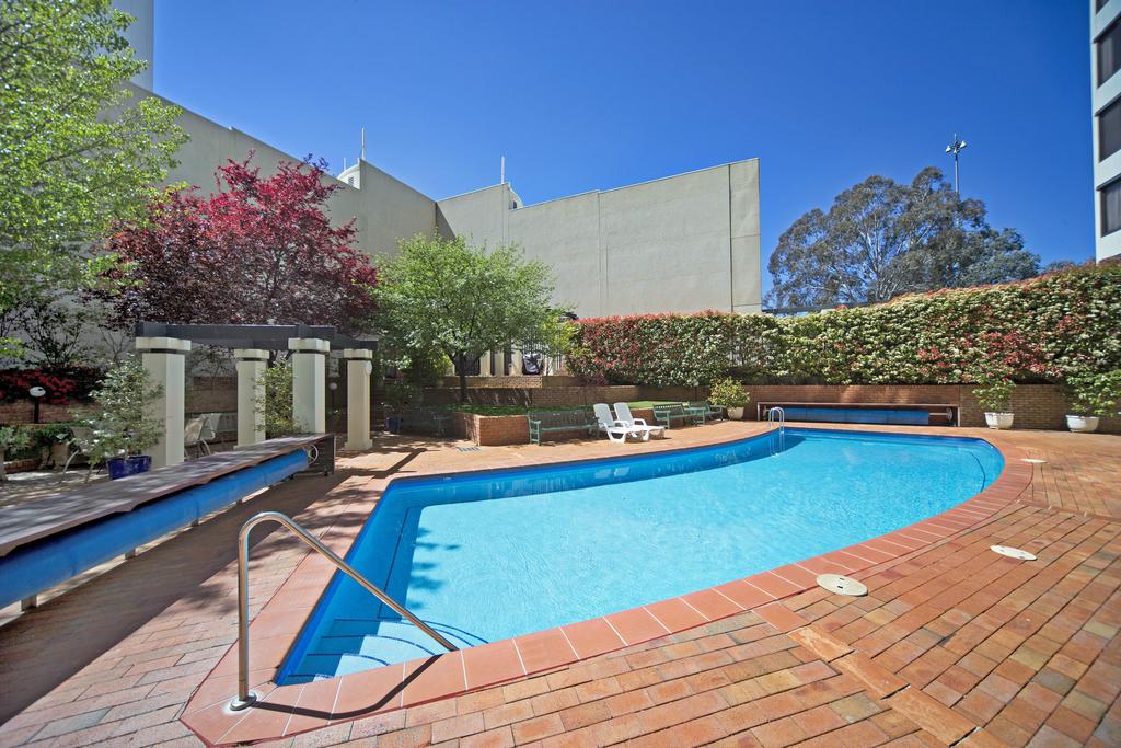 BreakFree Capital Tower Apartments