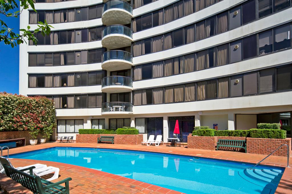 BreakFree Capital Tower Apartments