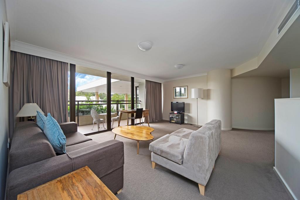 BreakFree Capital Tower Apartments