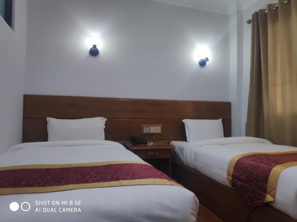Mandalar May One Hotel