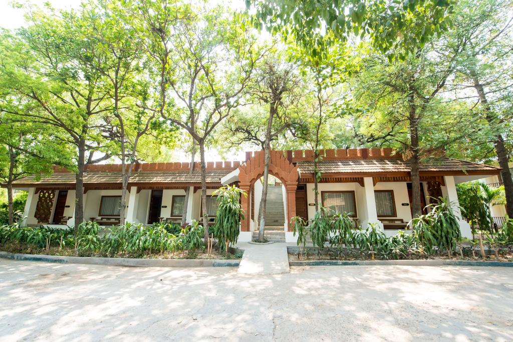 Bagan Thande Hotel - Old Bagan