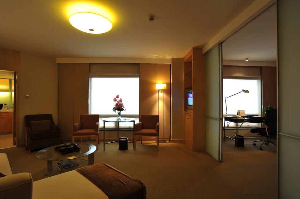 Jinling Hotel