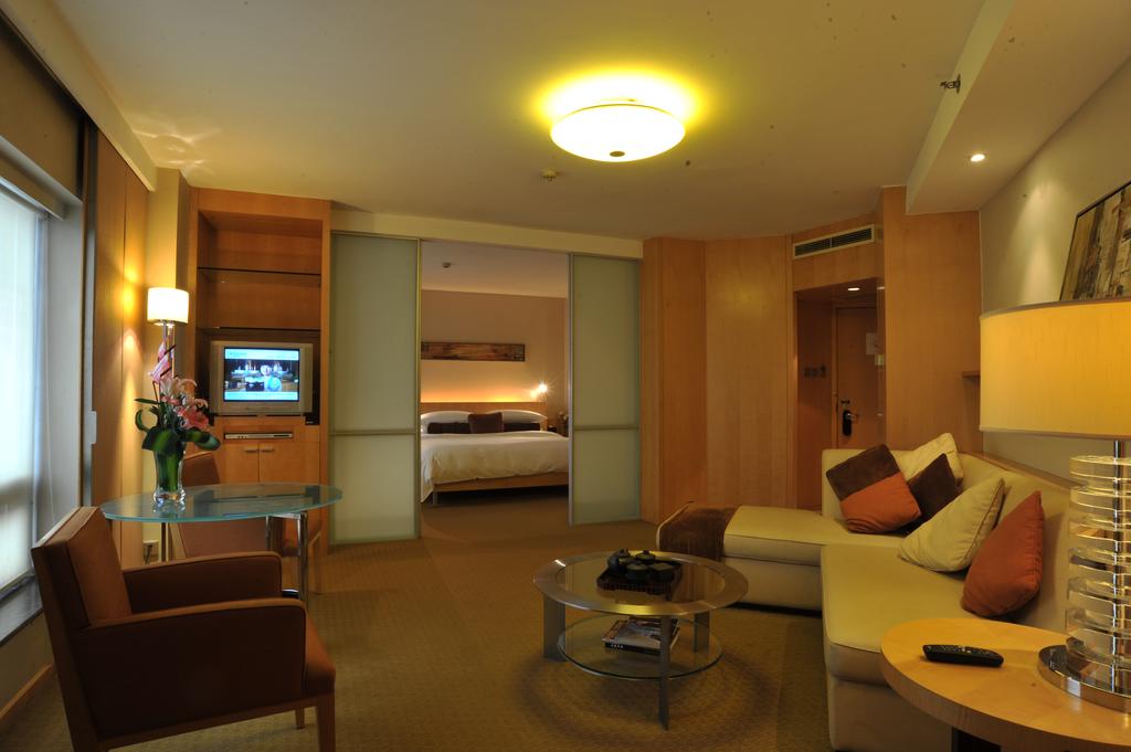 Jinling Hotel