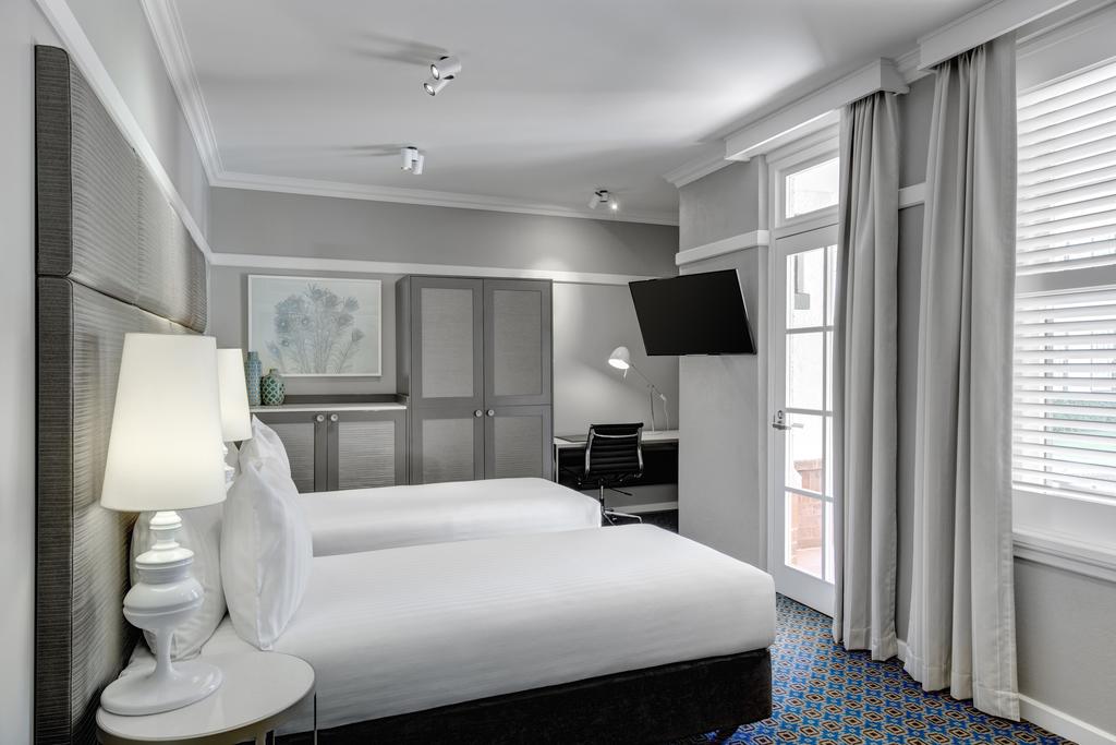 Hotel Kurrajong Canberra