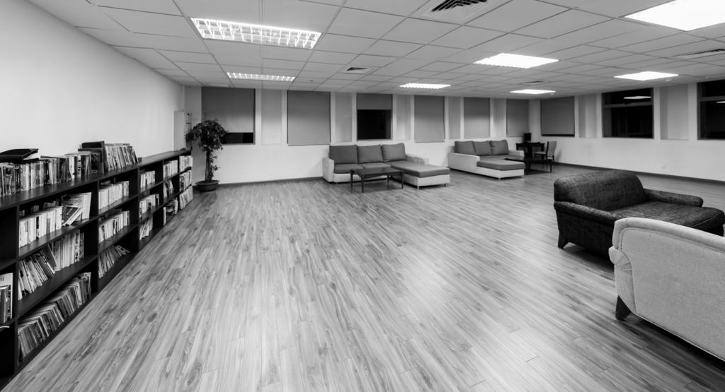 Diamond Westlake Suites