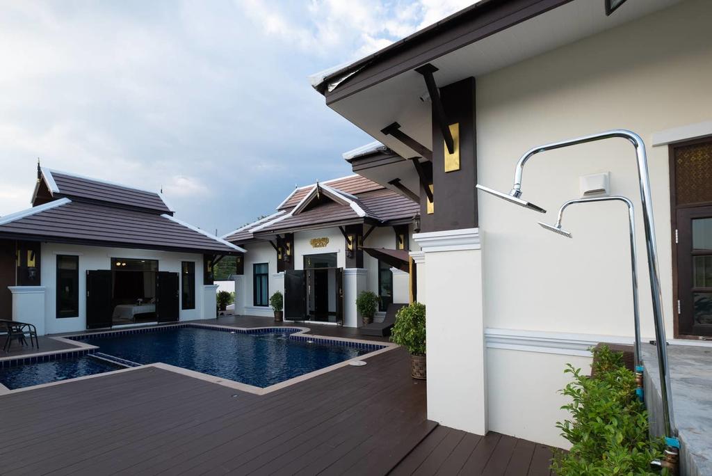 Lanna Kamin Pool Villa