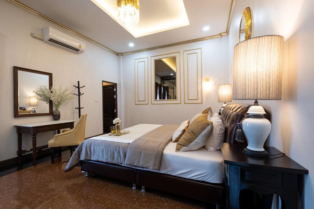 Lanna Kamin Pool Villa