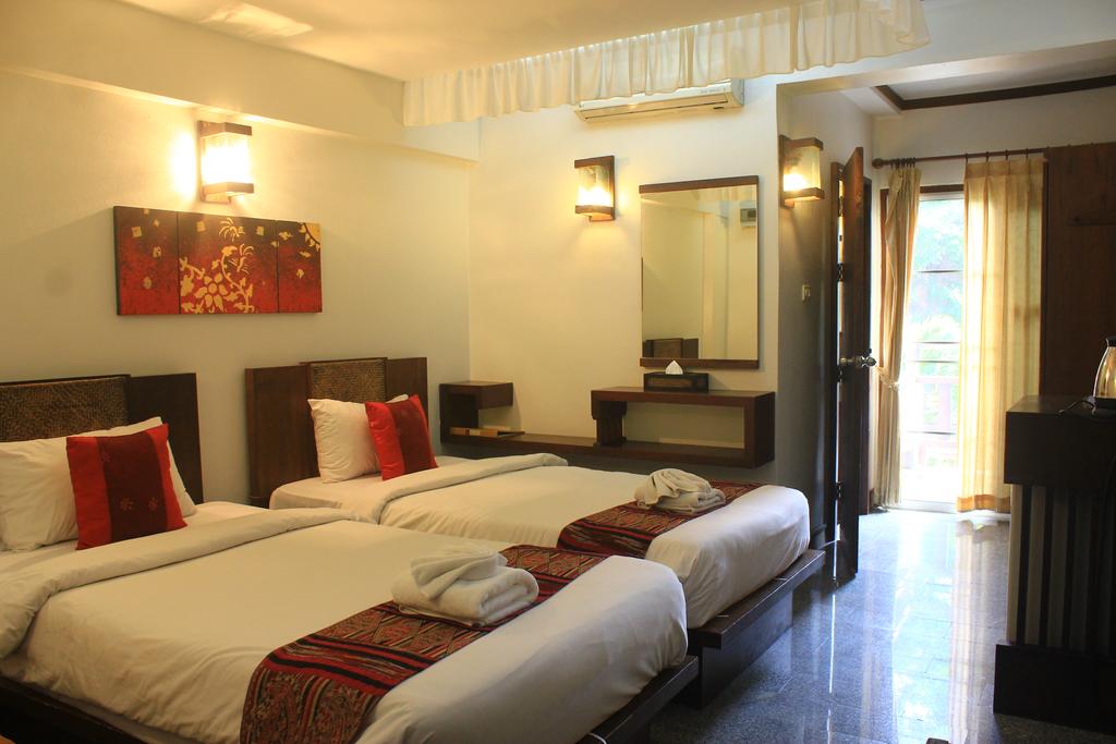 Rainforest ChiangMai Hotel