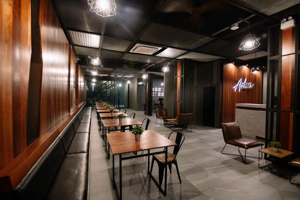 The Arbern Hostel x Bistro
