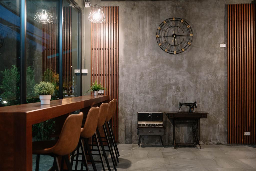 The Arbern Hostel x Bistro