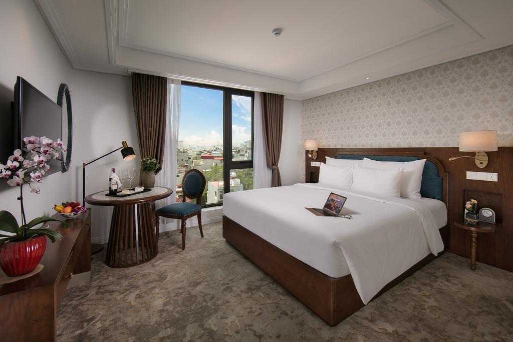 The Oriental Jade Hotel